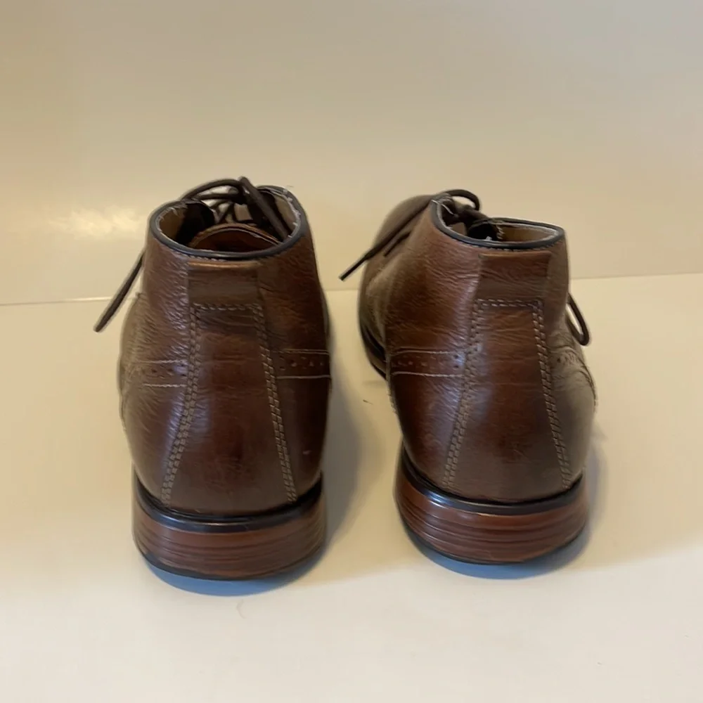 Dockers Men’s Brown Leather Chukka Boots (9.5)